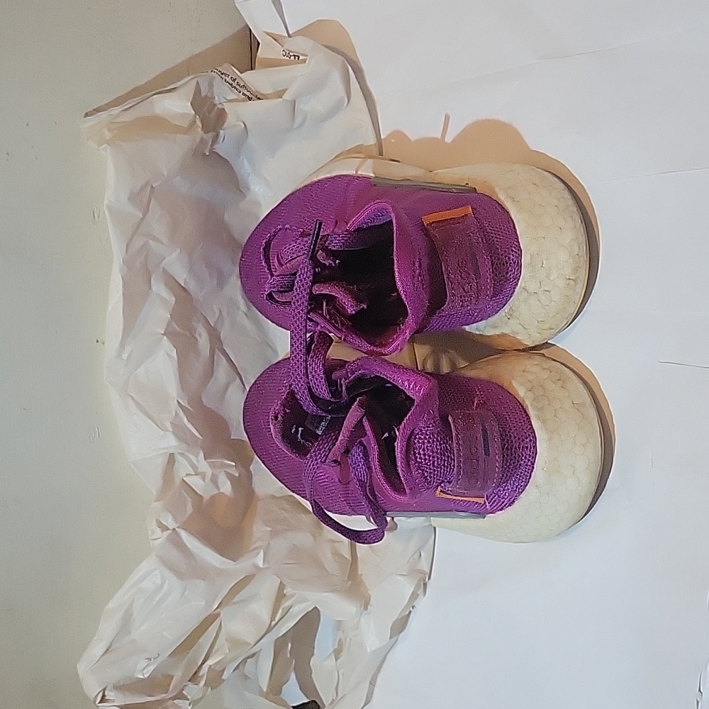 Adidas Ultra Boost - Picture 3 of 4